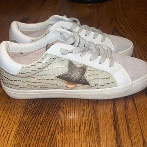 Vintage Havana sneakers